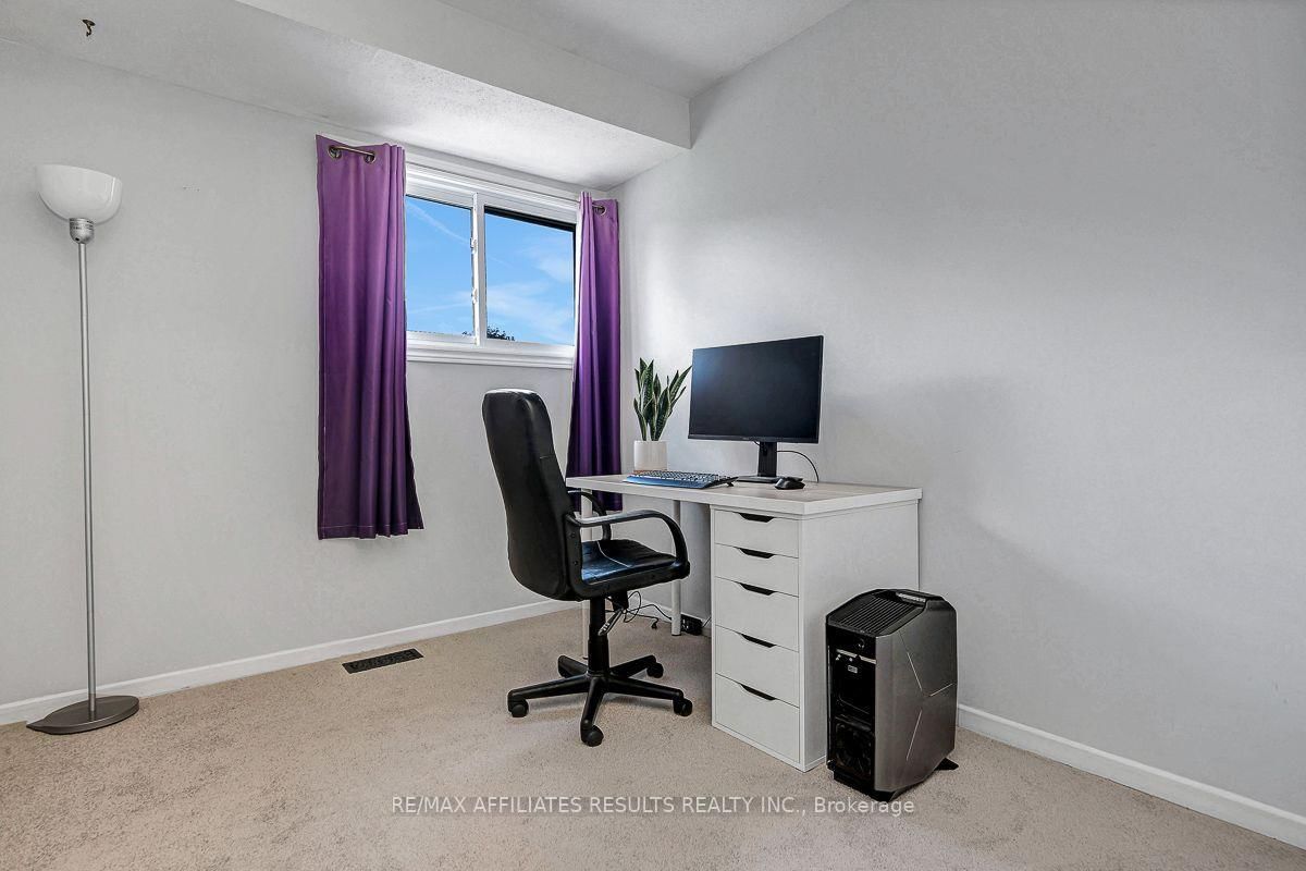 73 McClintock Way • #94 • Kanata, ON photo 26