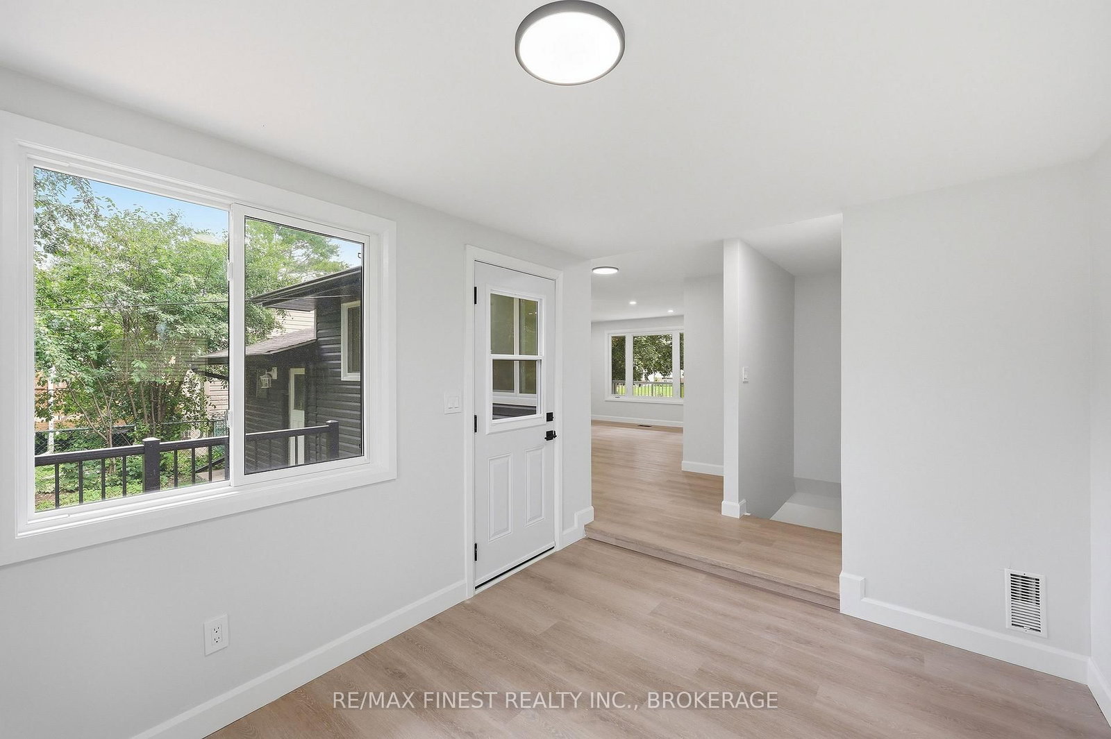 687 Willis Street • Kingston, ON photo 21