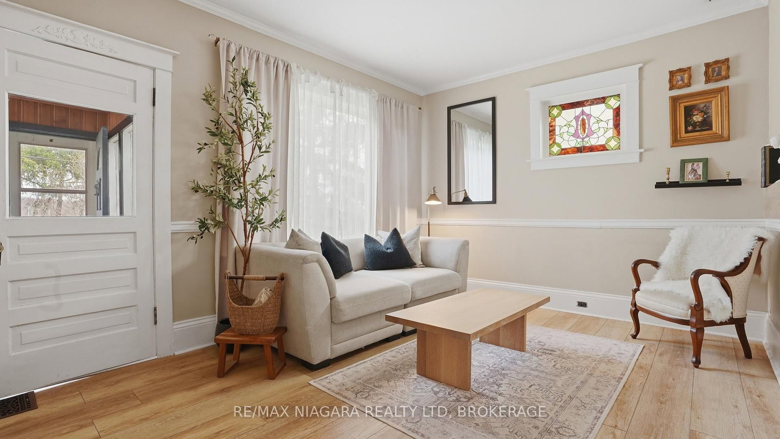 106 Colborne Street • Welland, ON photo 11