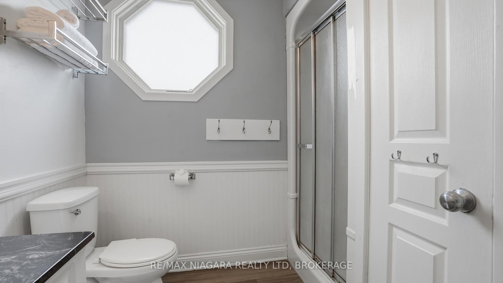 106 Colborne Street • Welland, ON photo 28
