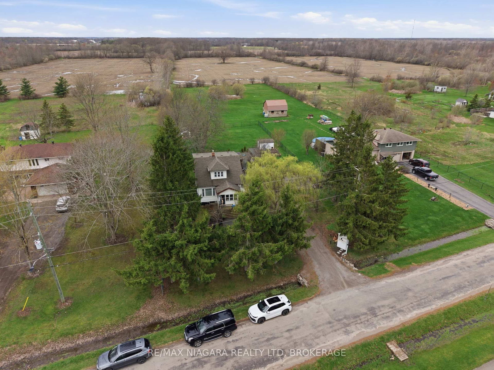 106 Colborne Street • Welland, ON photo 42