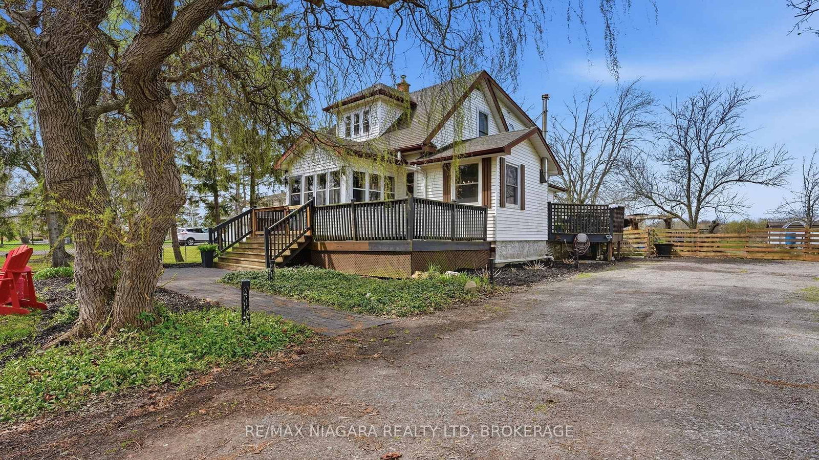 106 Colborne Street • Welland, ON photo 46