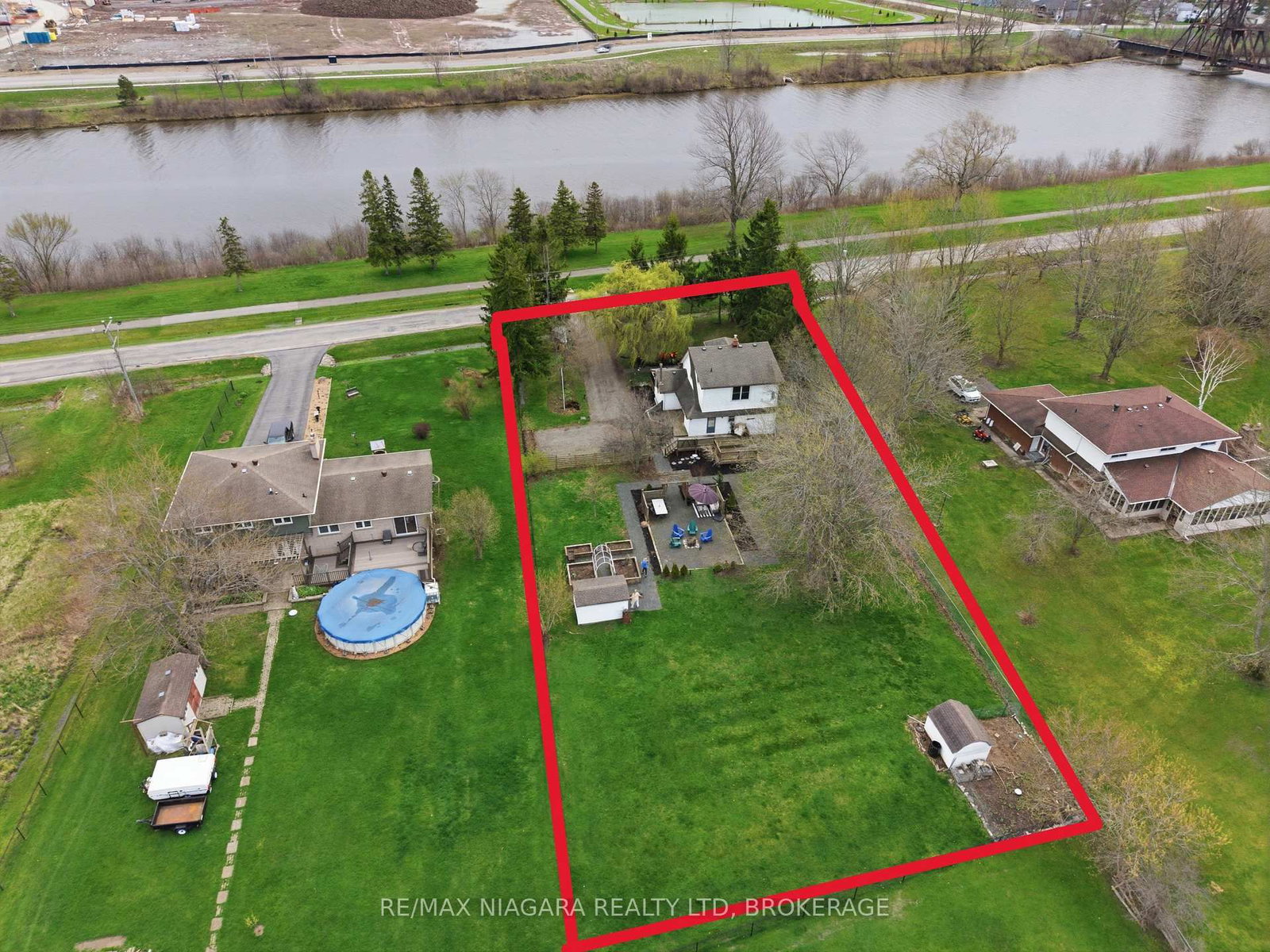 106 Colborne Street • Welland, ON photo 48
