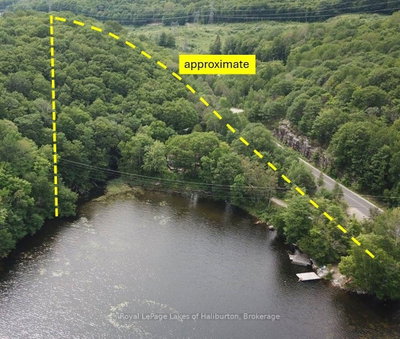 3040 Haliburton Lake Road • Dysart et al, ON photo 2