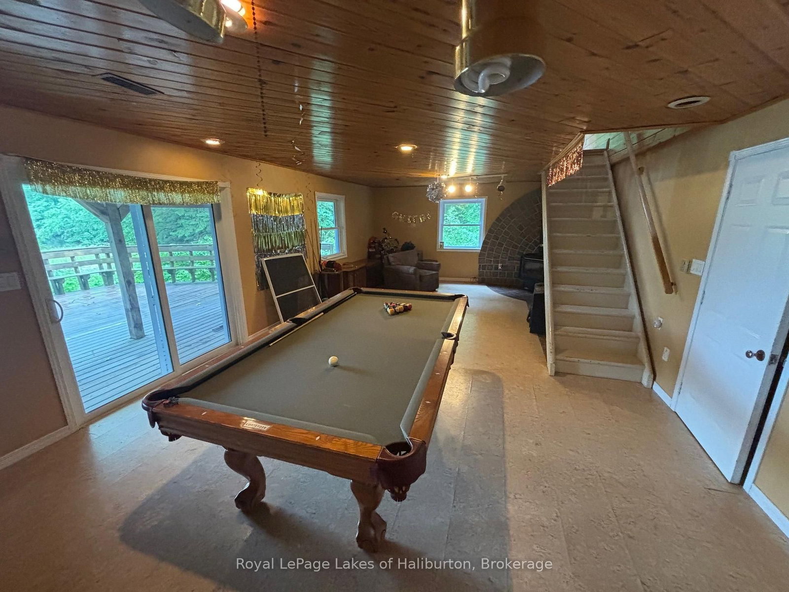 3040 Haliburton Lake Road • Dysart et al, ON photo 23