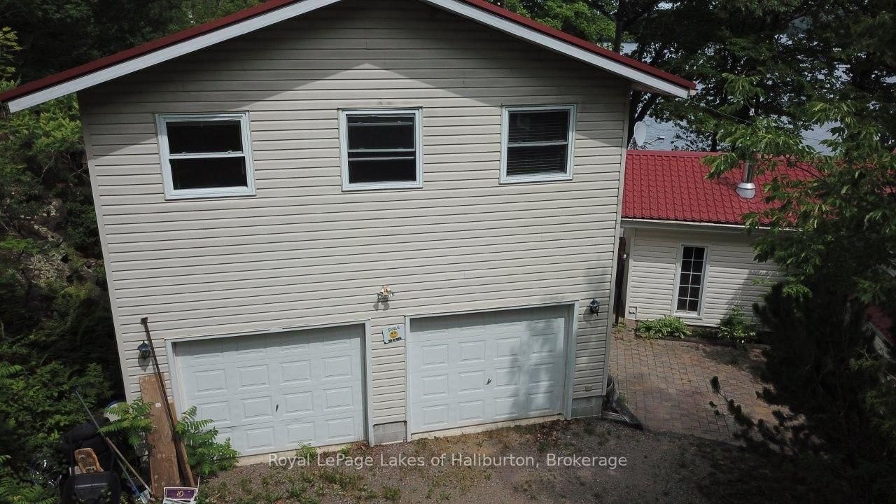 3040 Haliburton Lake Road • Dysart et al, ON photo 3