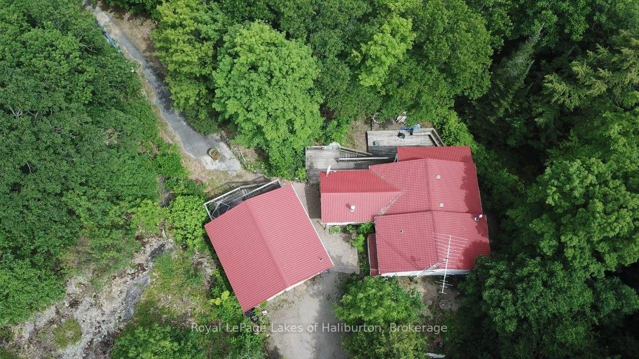 3040 Haliburton Lake Road • Dysart et al, ON photo 33