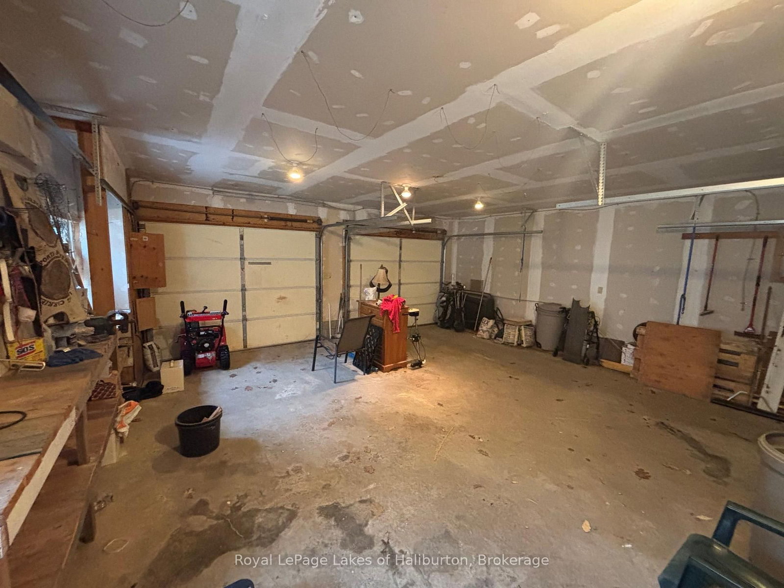 3040 Haliburton Lake Road • Dysart et al, ON photo 37