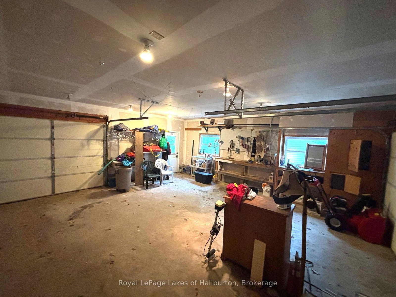 3040 Haliburton Lake Road • Dysart et al, ON photo 38