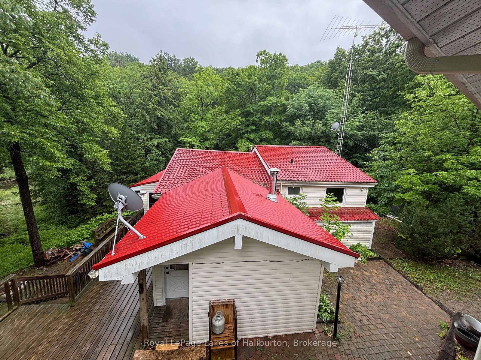 3040 Haliburton Lake Road • Dysart et al, ON photo 39