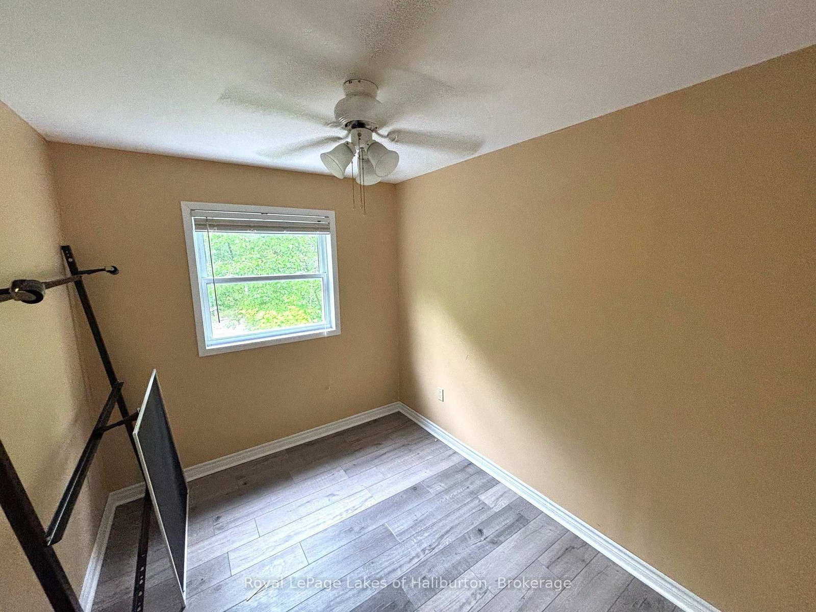 3040 Haliburton Lake Road • Dysart et al, ON photo 41