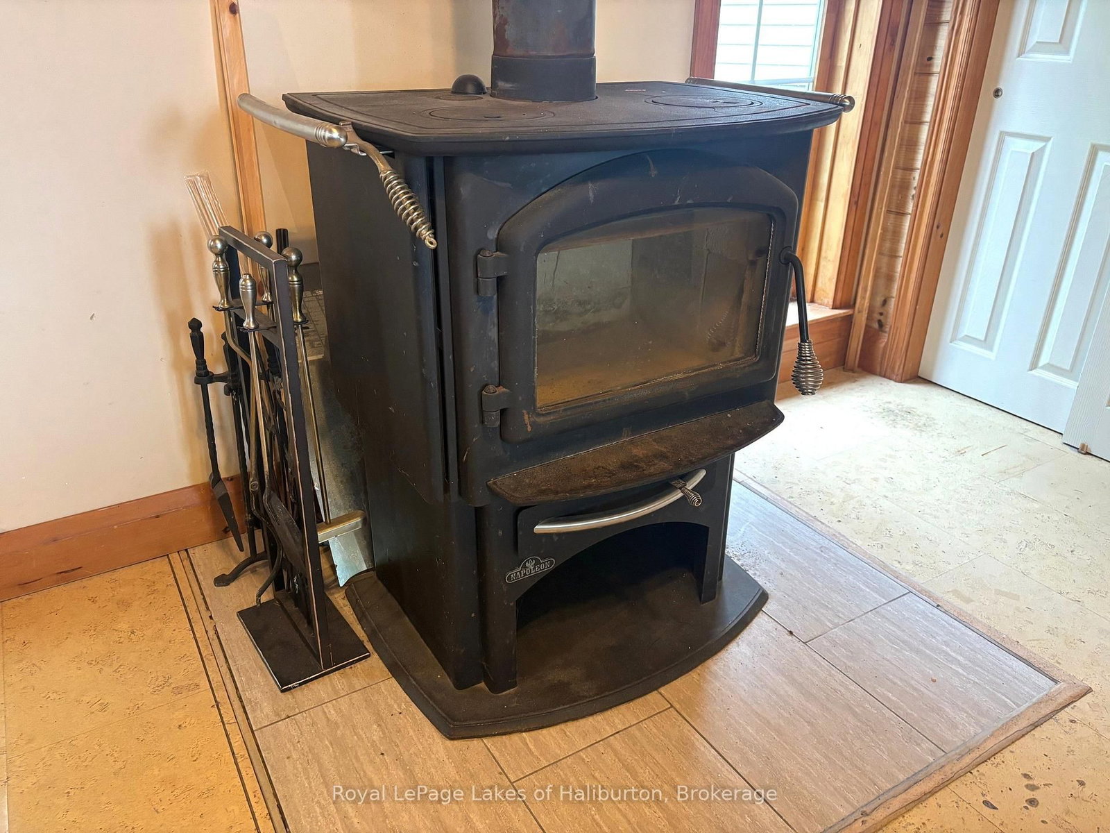 3040 Haliburton Lake Road • Dysart et al, ON photo 8
