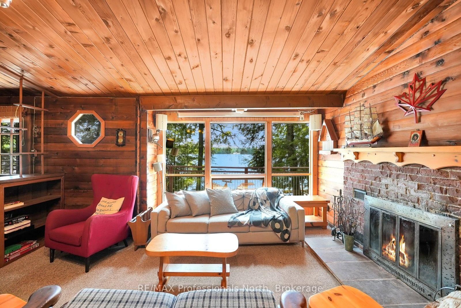 1042 Platinum Bay Road • Dysart et al, ON photo 12