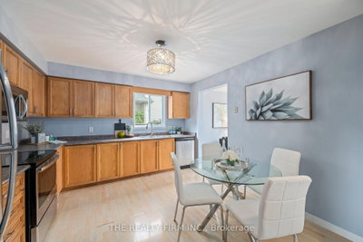 567 Fieldgate Circle • London East, ON photo 3