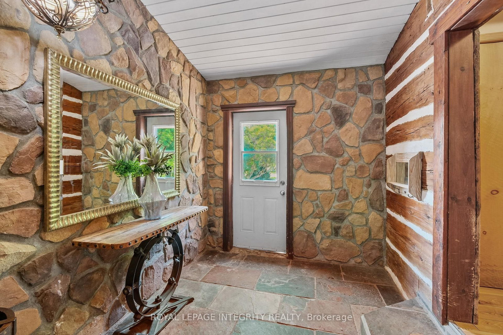 1550 County Rd 2 Road • Alfred and Plantagenet, ON photo 5