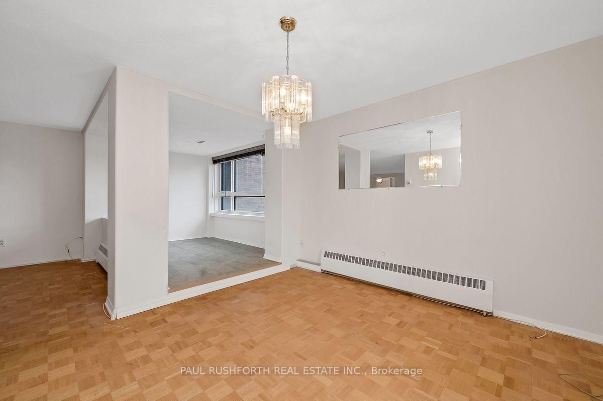 1356 E Meadowlands Drive • #201 • Ottawa, ON photo 16
