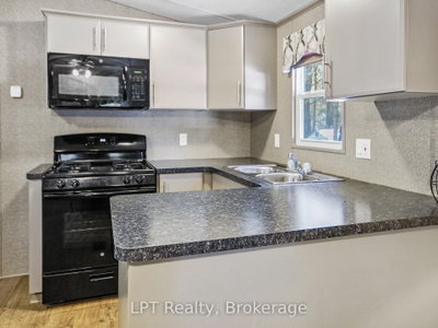 13 Southline Avenue • #P27 • Huron-Kinloss, ON photo 5
