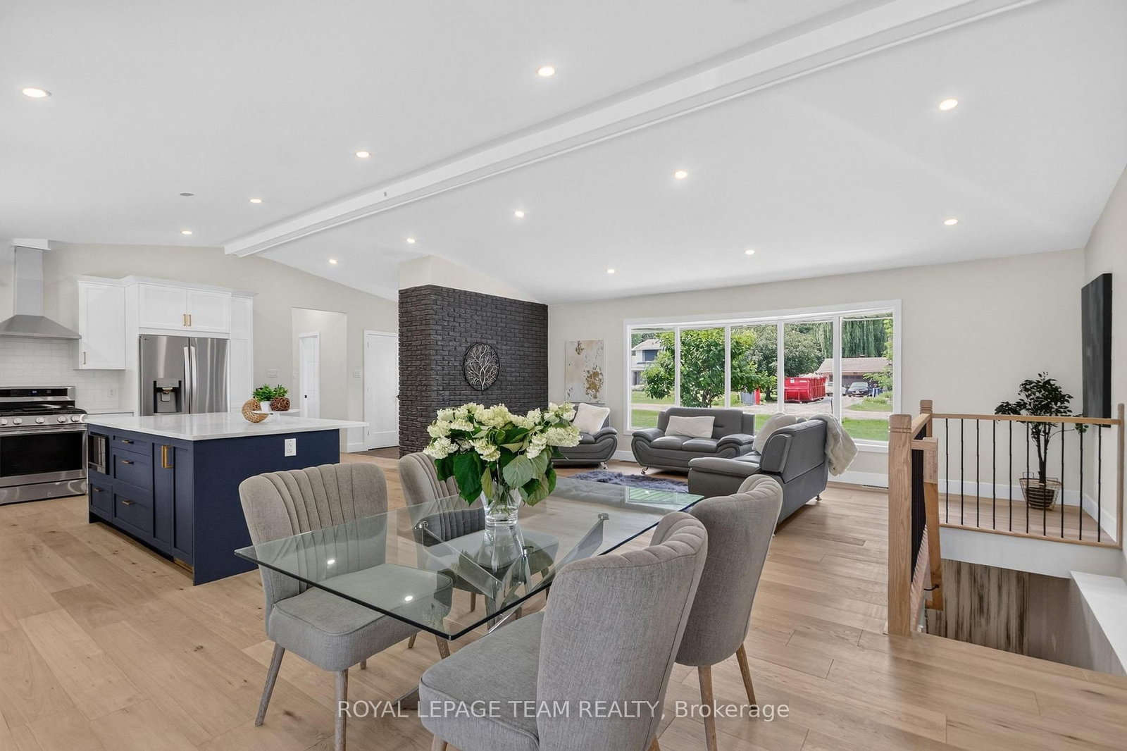6499 Bunker Road • Manotick, ON photo 12