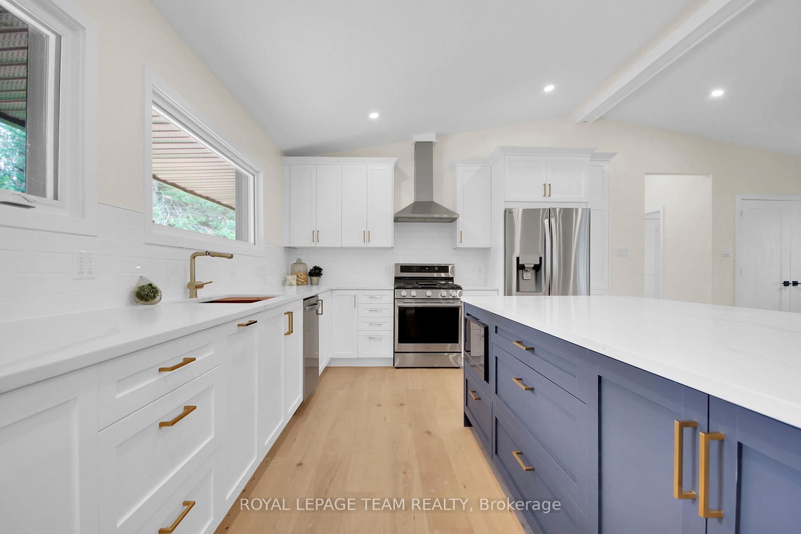 6499 Bunker Road • Manotick, ON photo 16