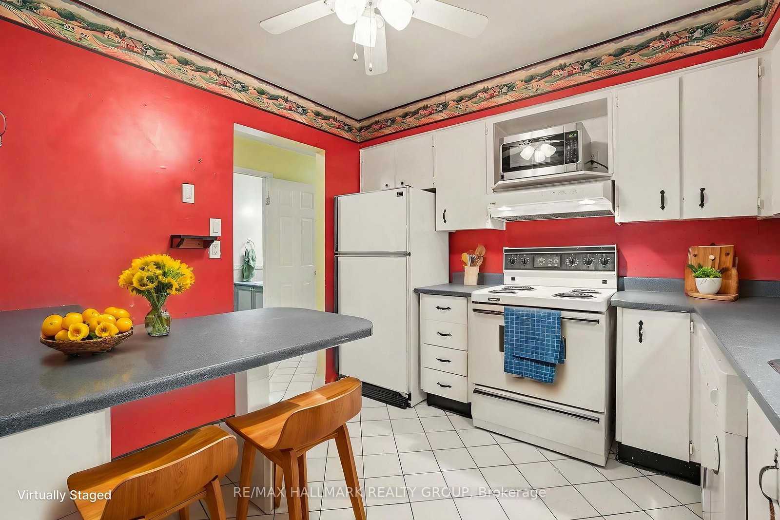 Listing Image 6