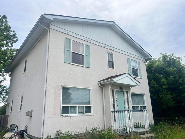 213-215 Gorrie Street