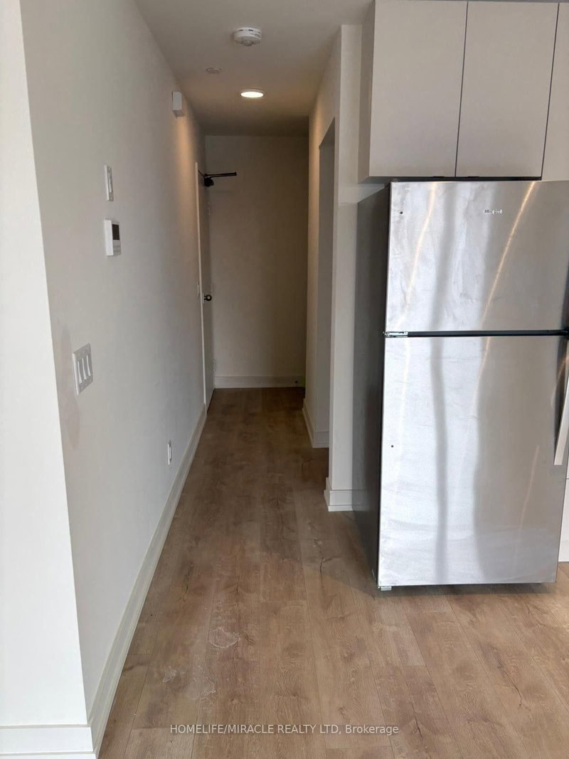 home for lease on 307 A-16 Melbourne Avenue