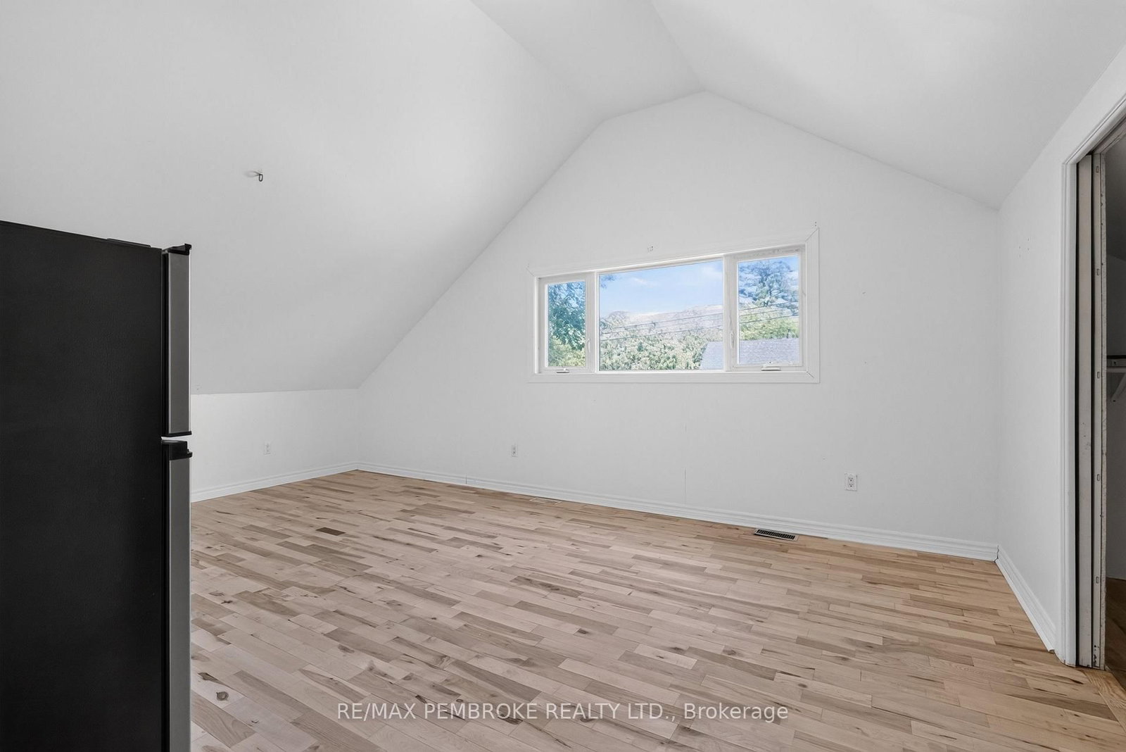 370 Carmody Street • Pembroke, ON photo 28