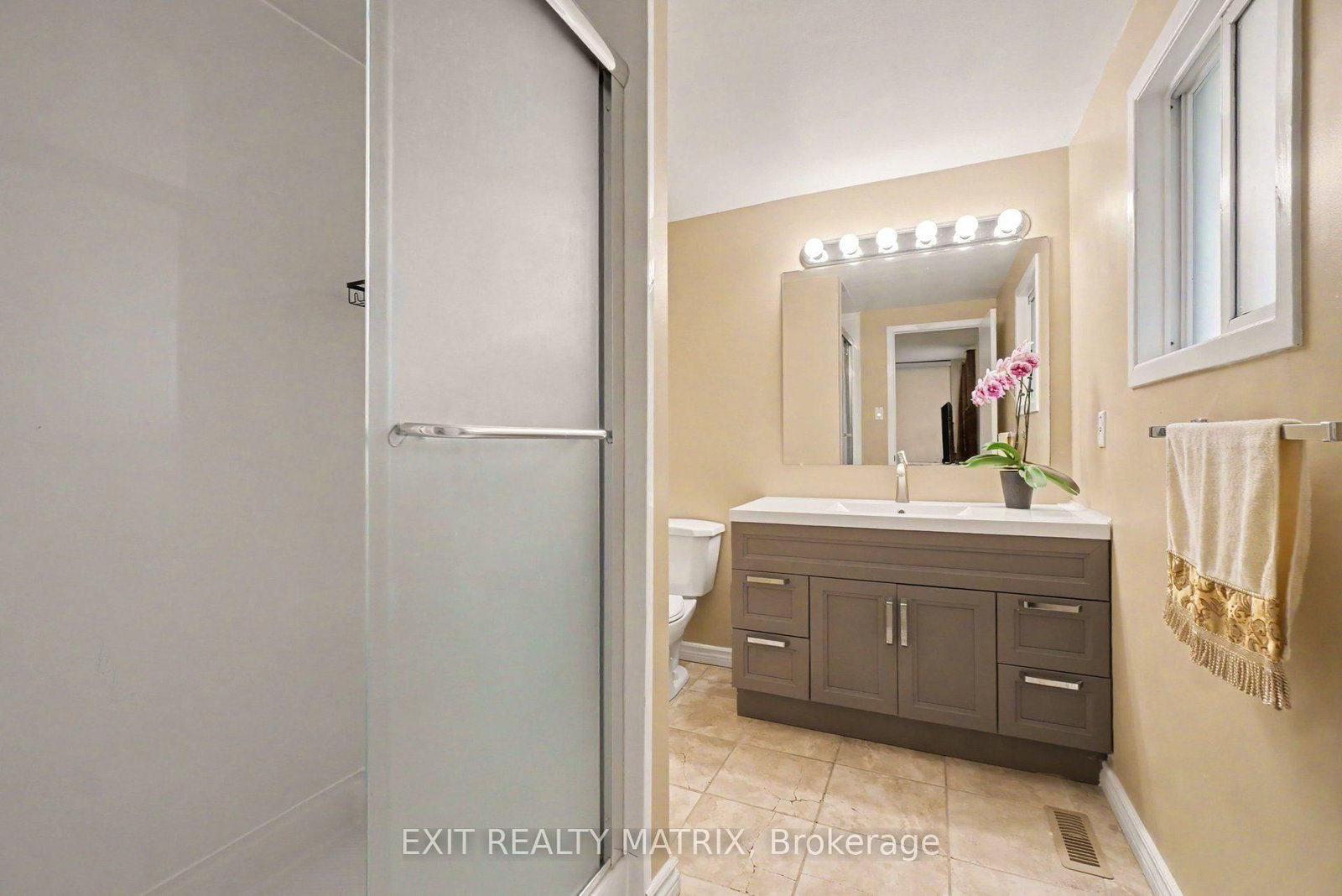 30 Bartley Crescent • Ottawa, ON photo 17
