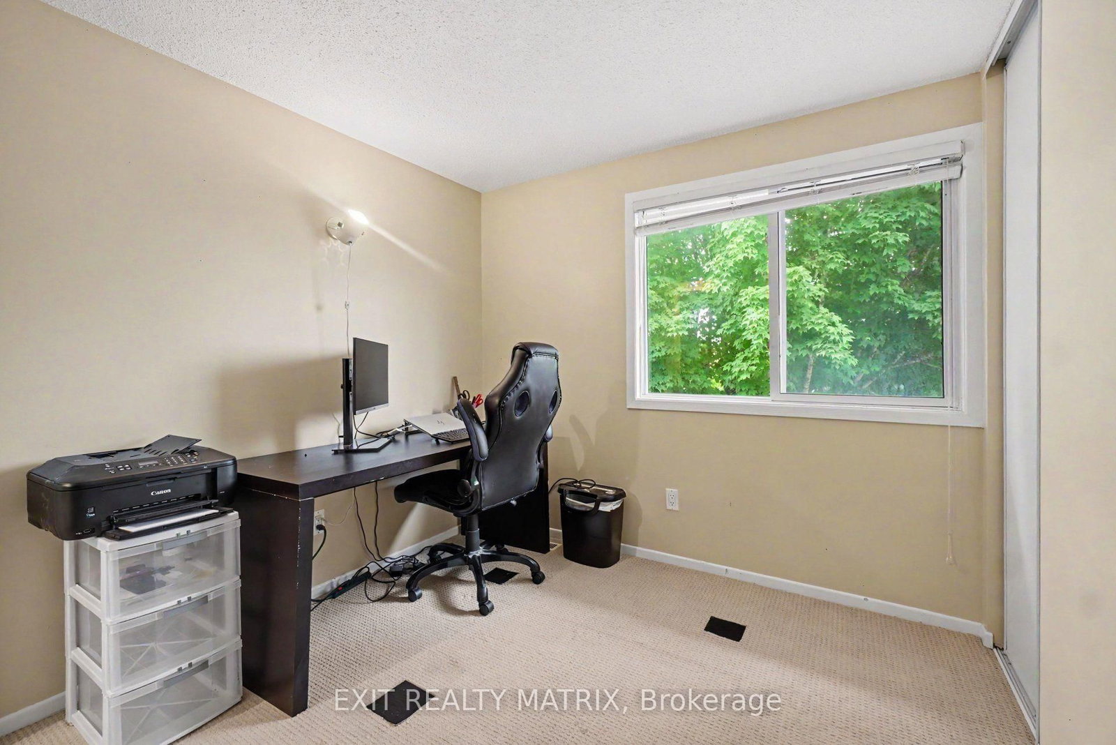 30 Bartley Crescent • Ottawa, ON photo 18