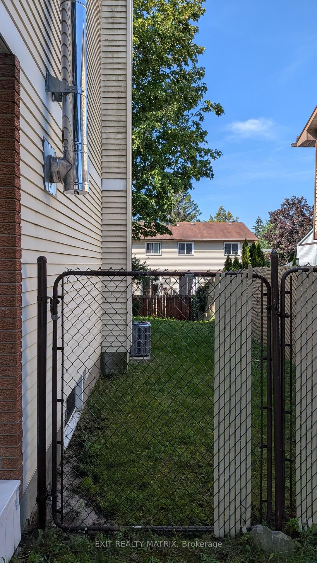 30 Bartley Crescent • Ottawa, ON photo 35