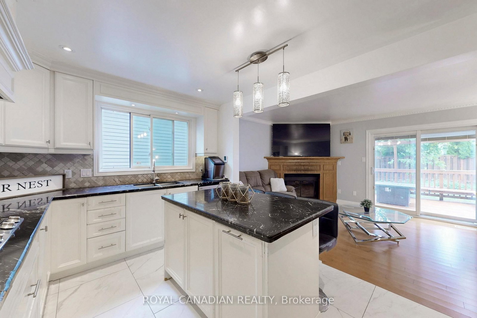 18 Millpond Place • Hamilton, ON photo 11