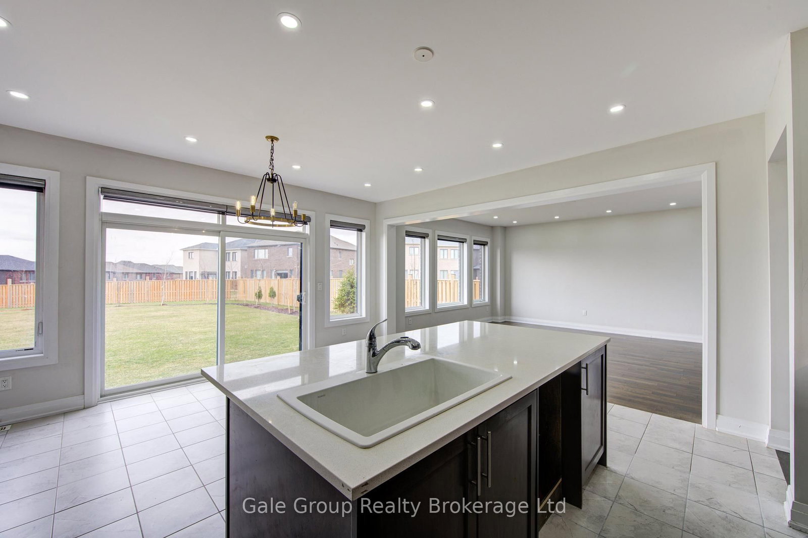 125 Prince Charles Crescent • Woodstock, ON photo 14