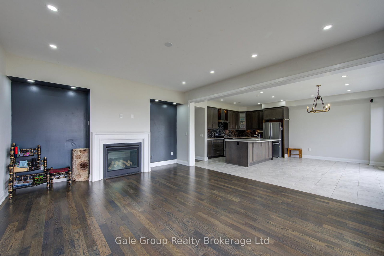 125 Prince Charles Crescent • Woodstock, ON photo 15