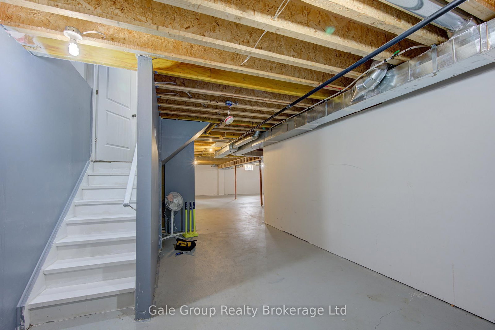 125 Prince Charles Crescent • Woodstock, ON photo 18