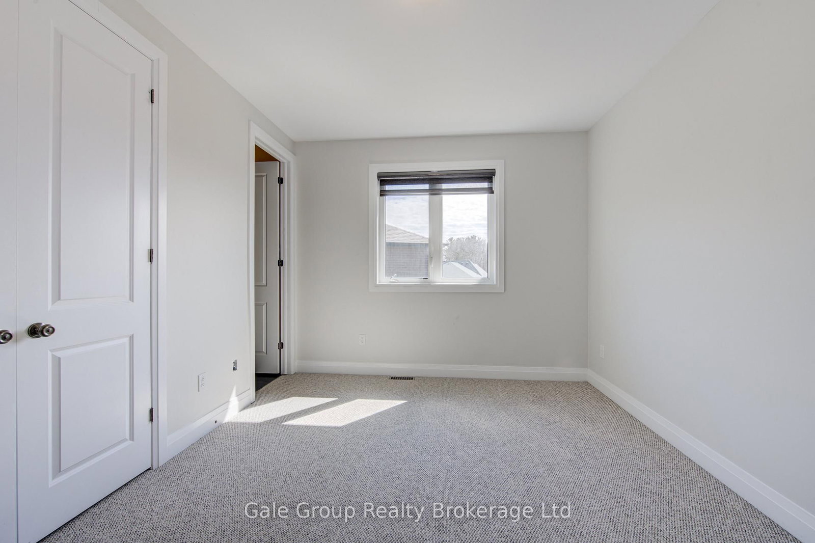 125 Prince Charles Crescent • Woodstock, ON photo 28