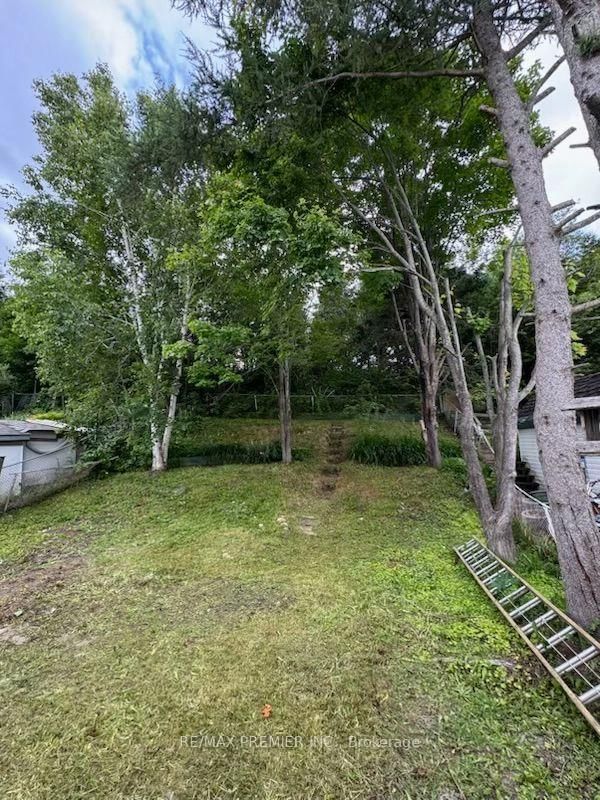 26 Hergott Avenue • Elliot Lake, ON photo 25