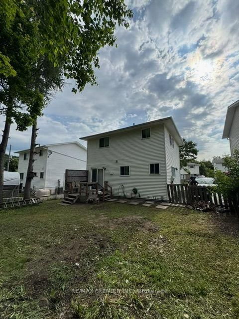 26 Hergott Avenue • Elliot Lake, ON photo 27