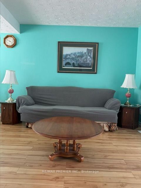 26 Hergott Avenue • Elliot Lake, ON photo 8