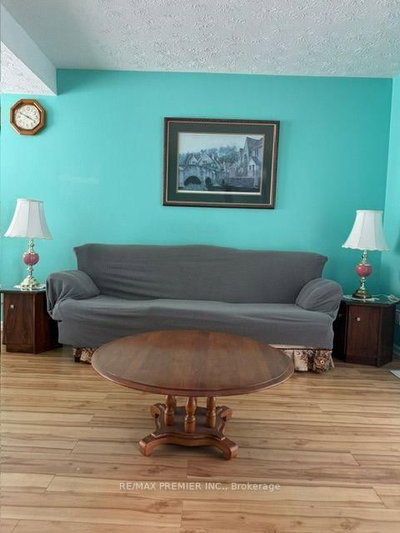 26 Hergott Avenue • Elliot Lake, ON photo 8