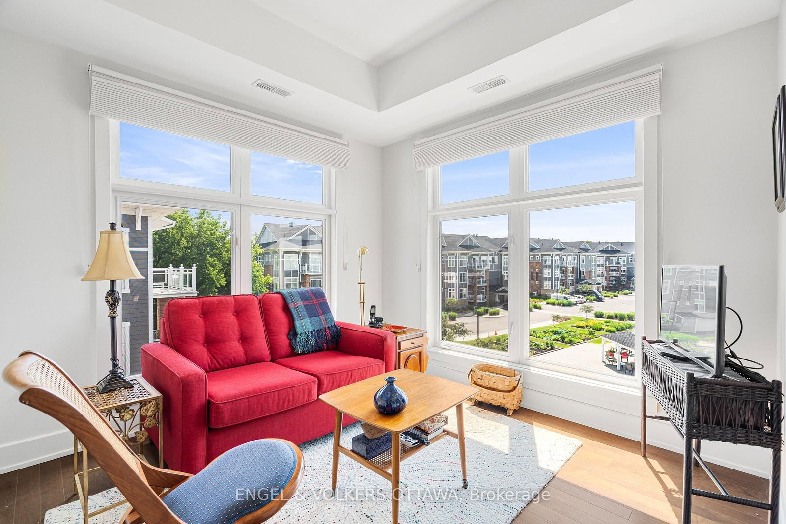 355 Elizabeth Cosgrove Private • #304 • Ottawa, ON photo 11