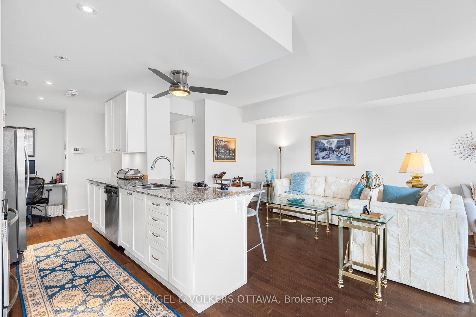 355 Elizabeth Cosgrove Private • #304 • Ottawa, ON photo 8