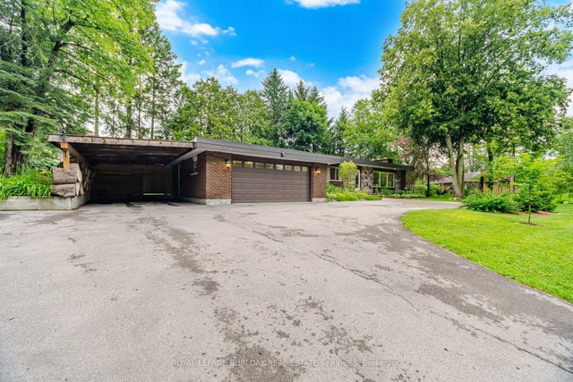 915 Governors Road