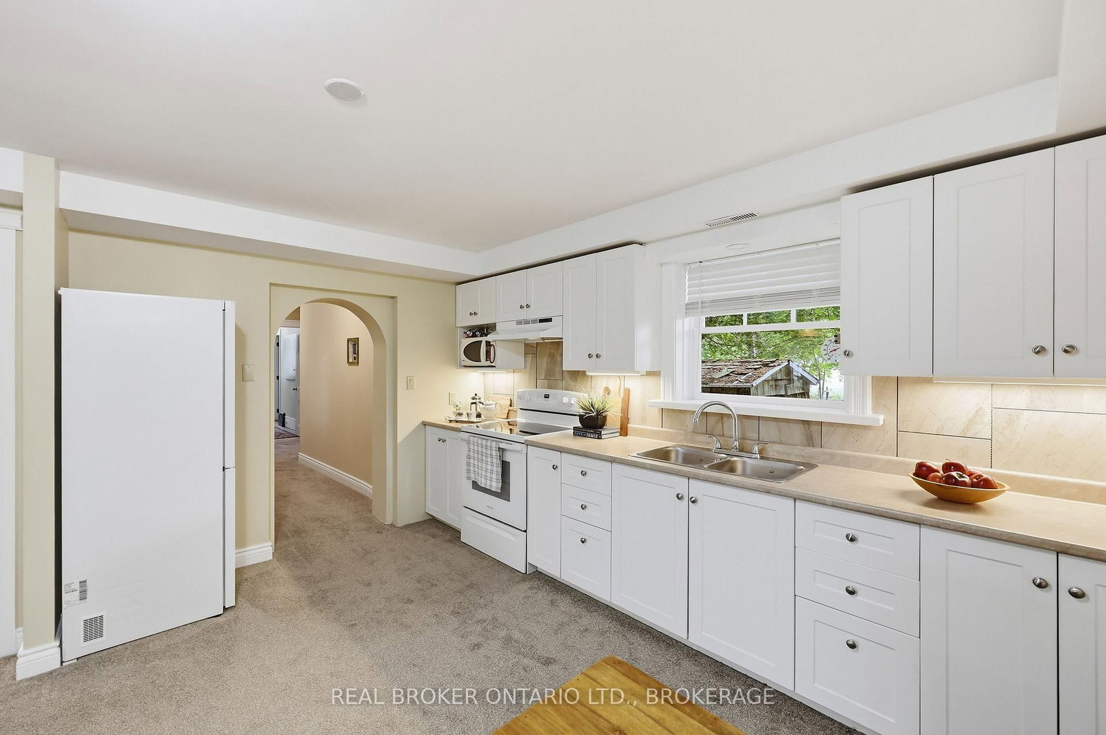 595 E King Street • Gananoque, ON photo 10