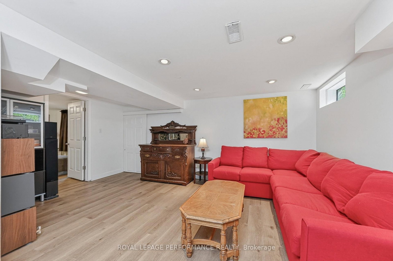 140 Begonia Avenue • Ottawa, ON photo 22