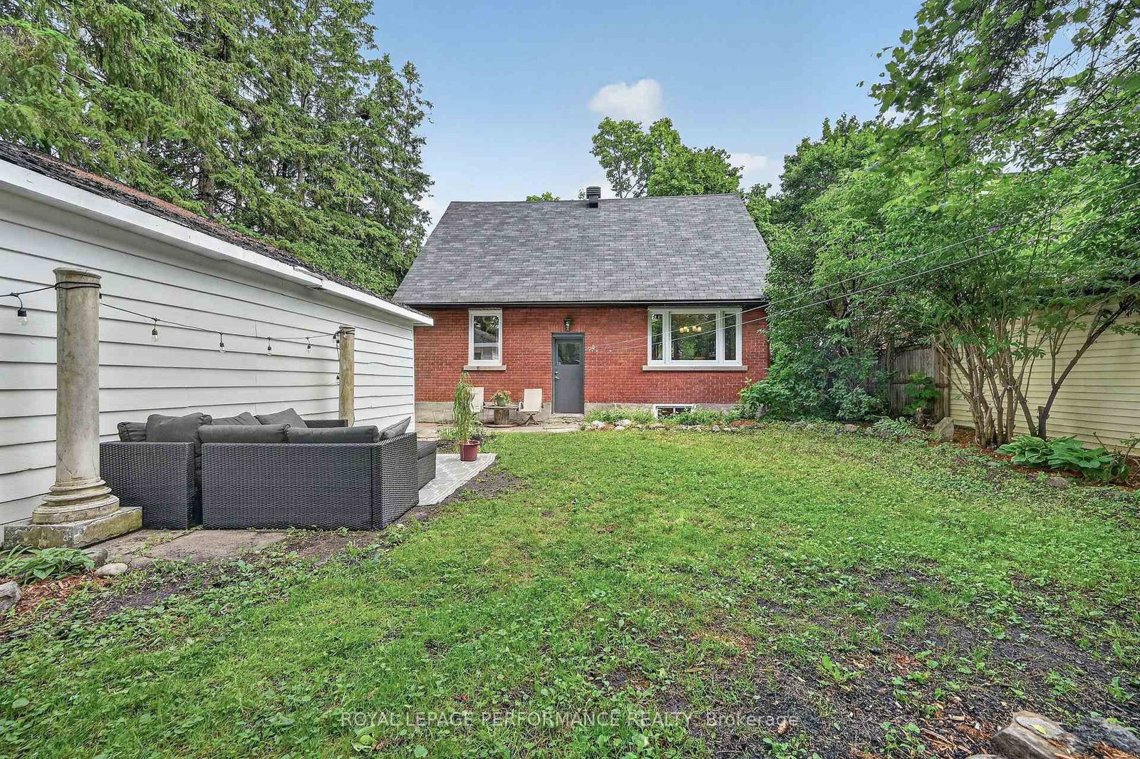 140 Begonia Avenue • Ottawa, ON photo 30