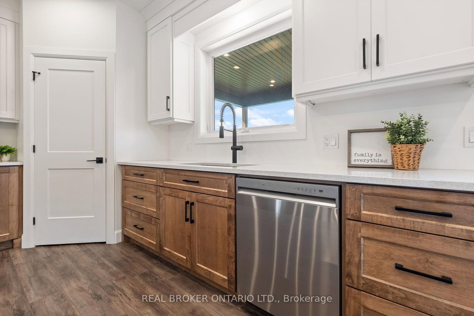 57009 Bruce Street • Bayham, ON photo 12