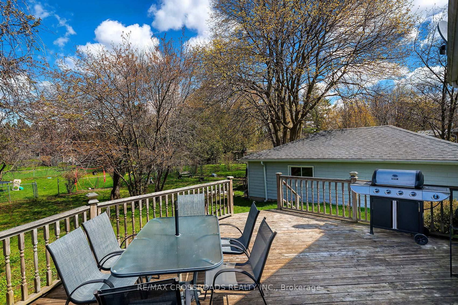 16 Hamilton Avenue • Cobourg, ON photo 33