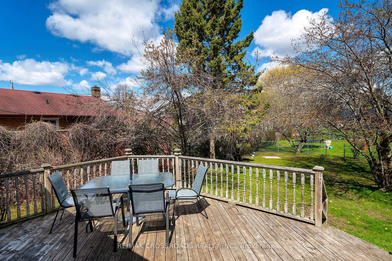 16 Hamilton Avenue • Cobourg, ON photo 38