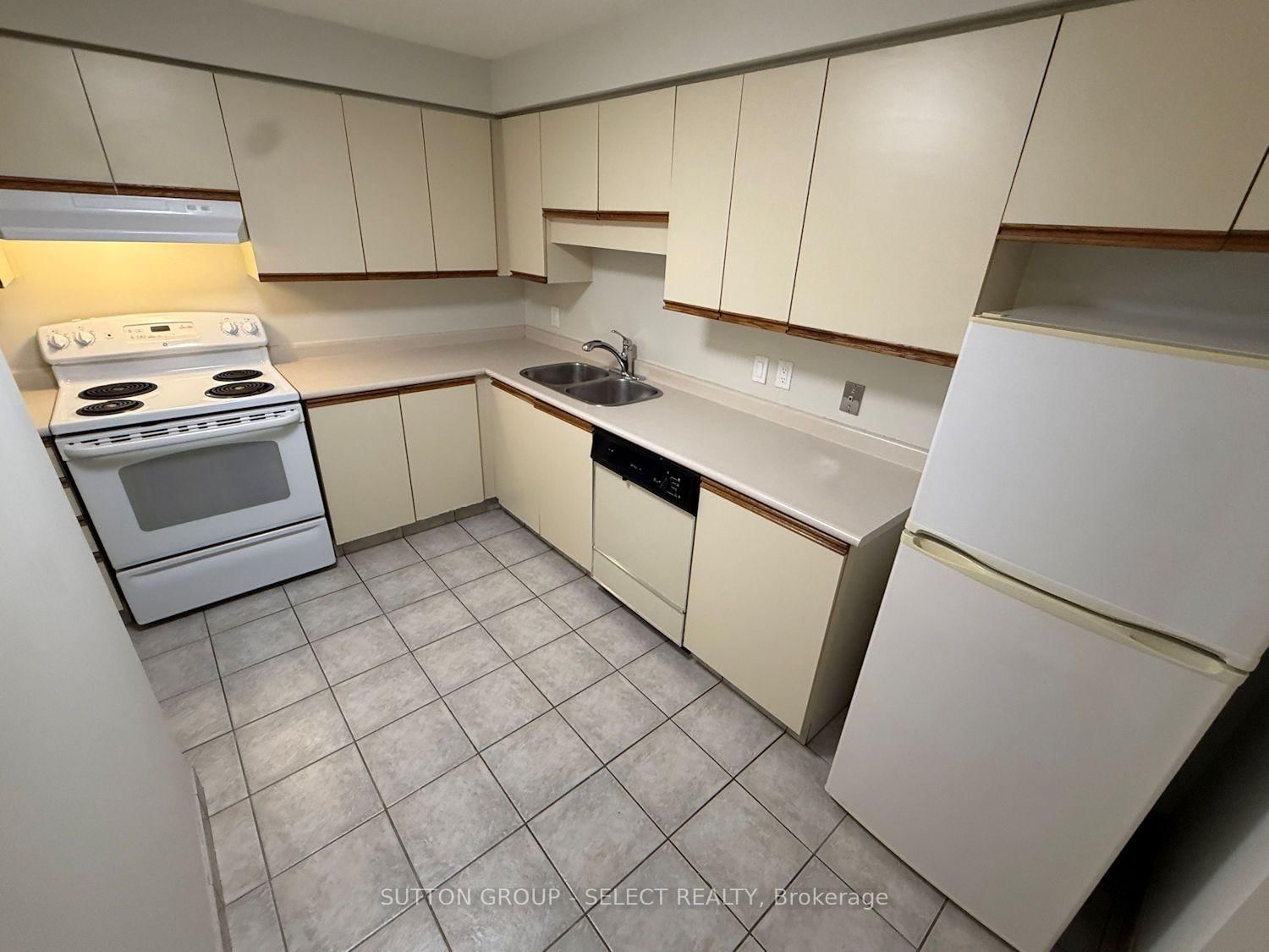 35 Green Valley Drive • #609 • Kitchener, ON photo 10