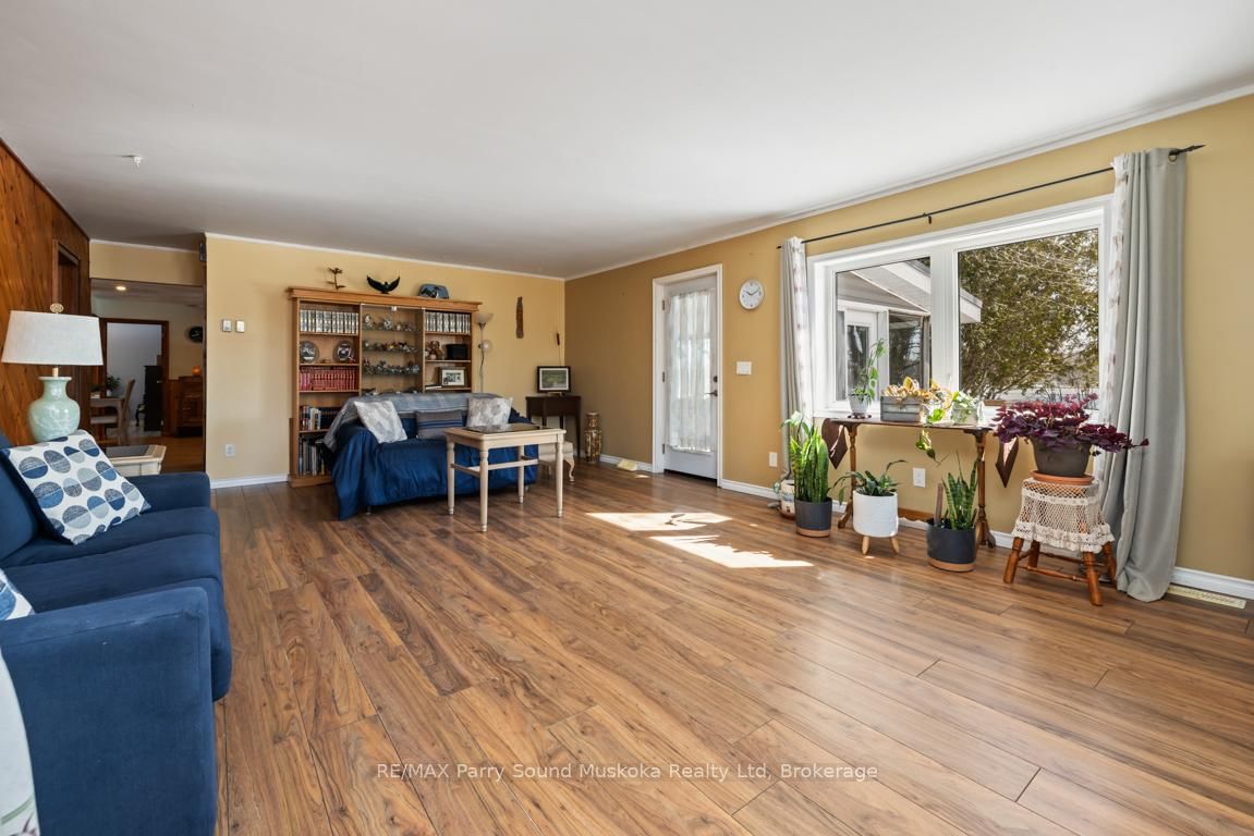 39 Hardies Road • McKellar, ON photo 19